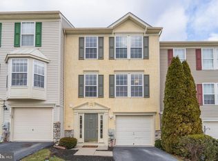 303 Broad Meadow Dr, Parkesburg, PA 19365