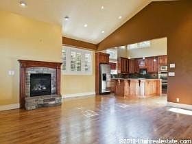 4th image of 3135 E Lostwood Dr
