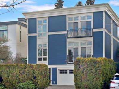 1519 McGilvra Boulevard E, Seattle, WA, 98112