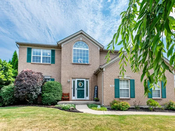 262 Everwood Dr, Maineville, OH 45039