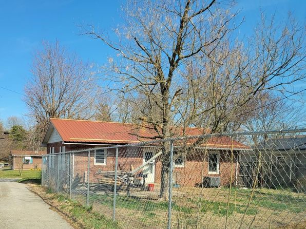 500 E 14th St, Seymour, IN 47274