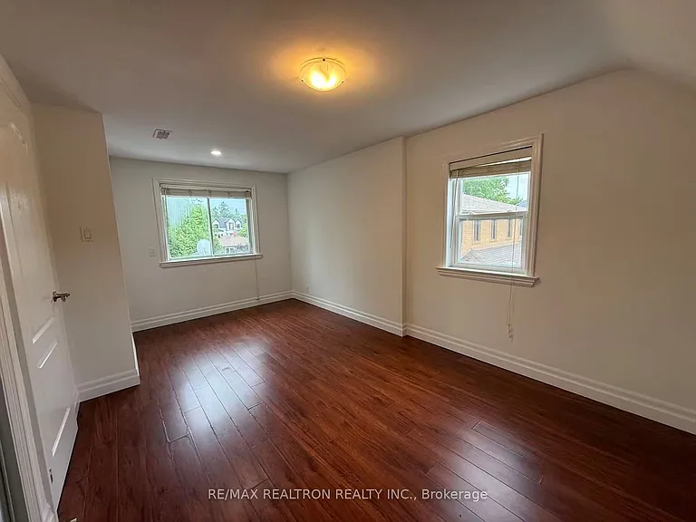 223 Pleasant Ave #MAIN AND UPPER — Photo 11