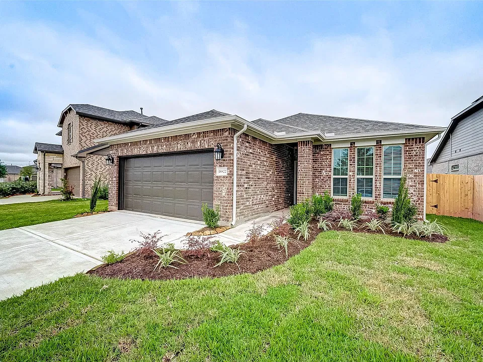 18822 Fulvetta Haven Way