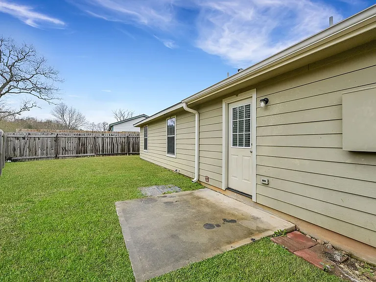 167 S Bend Ct — Photo 33