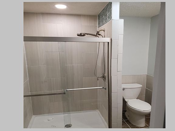 4th image of 5411 S 42nd Street Ct