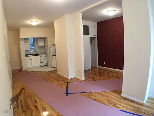 Rented by Next Step Realty New York LLC | media 14