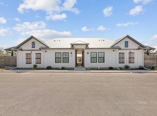 930 S Eagle St #101, Fredericksburg, TX 78624