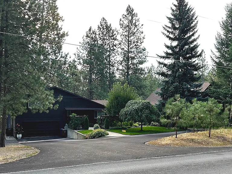 7223 S Cedar Rd — Photo 3