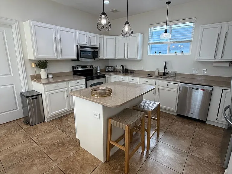 4481 W Iron Mountain Dr — Photo 10