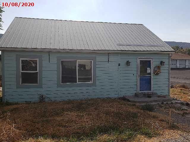 1st image of 2 E Grand Ave
