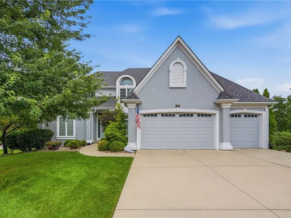 12812 W 132nd St, Overland Park, KS 66213