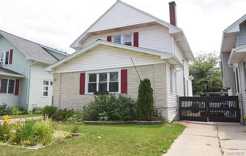1st image of 22 Lyndhurst Ave