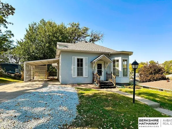 310 S 7th St, Plattsmouth, NE 68048