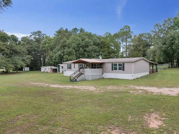 64 Live Oak Cir, Pansey, AL 36370