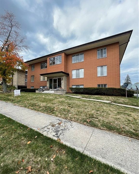 1st image of 539 Heather Dr
