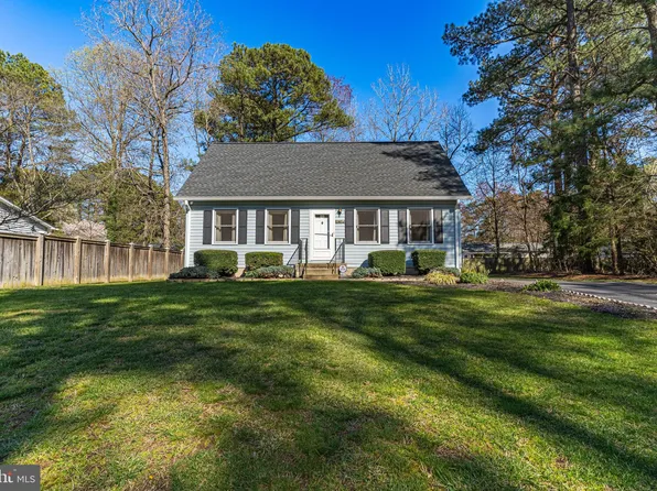 12924 Huron Dr, Lusby, MD 20657