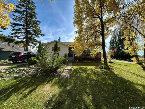 702 101st Avenue, Tisdale, SK S0E 1T0