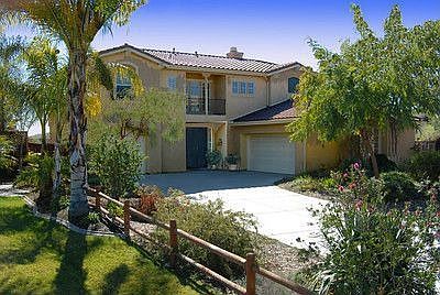 2nd image of 721 Ruskin Pl