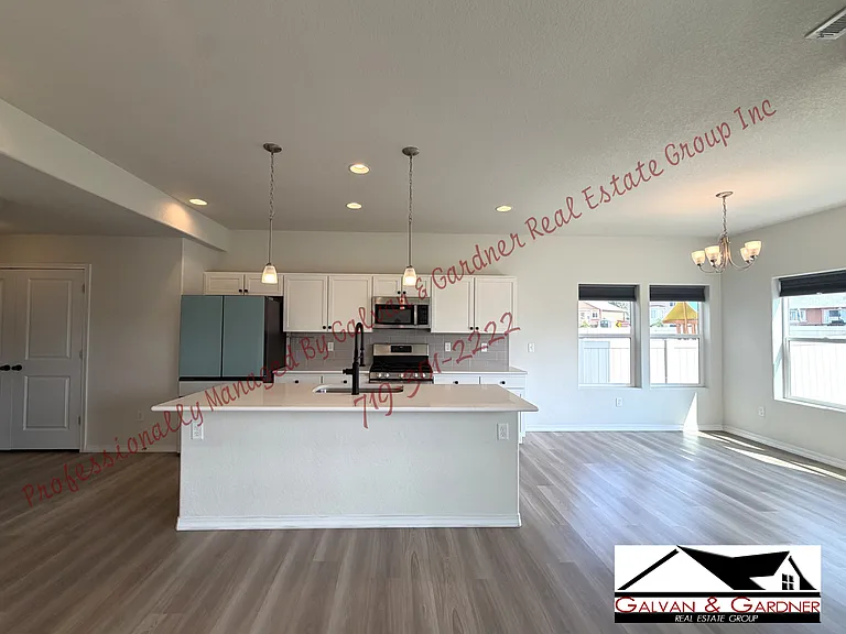 4352 Samaritan Loop — Photo 6