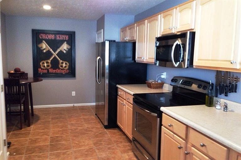1st image of 4096 Fieldsedge Dr