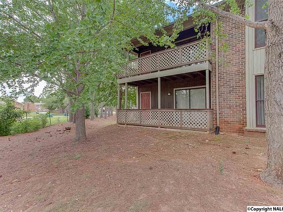 2nd image of 5019 Seven Pine Cir