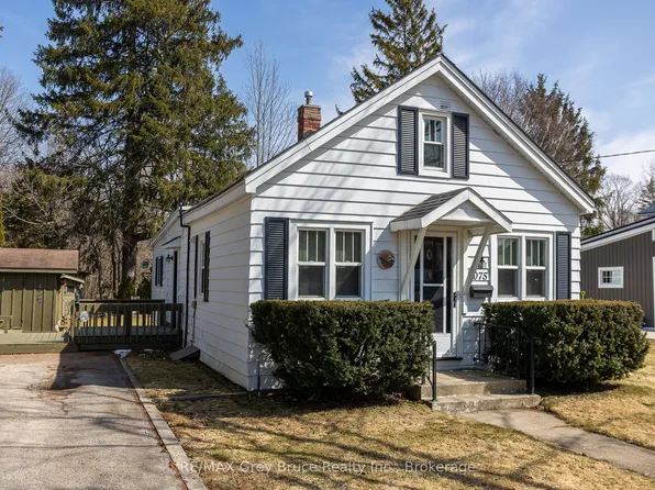 1075 6th Ave W, Owen Sound, ON N4K 5G8