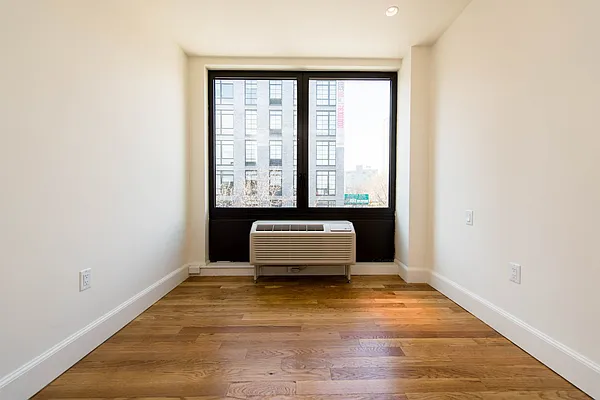 Rented by Nooklyn NYC LLC | media 31