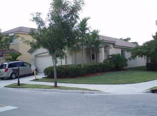 947 Phoenix Way, Weston, FL 33327