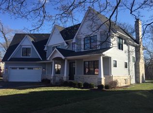 621 Wissing Ln, Glenview, IL 60025