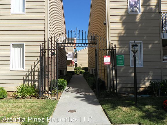 5th image of 1068 N Broadway APT 212