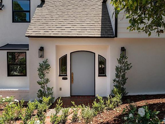2nd image of 6234 Scenic Ave