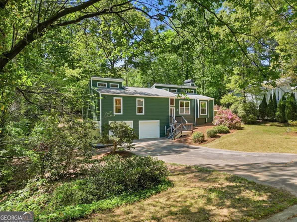 2530 Kingsley Dr NE, Marietta, GA 30062