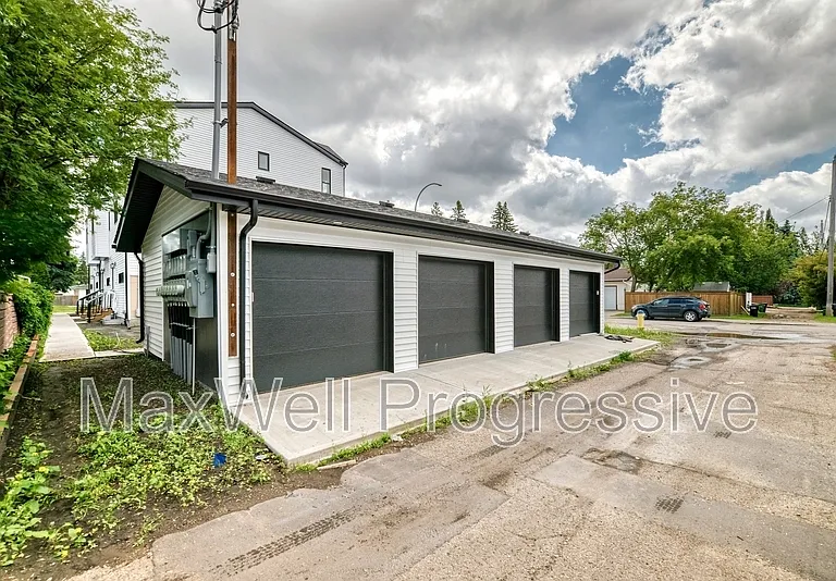 14510 95th Ave NW #MAIN FLOOR — Photo 48