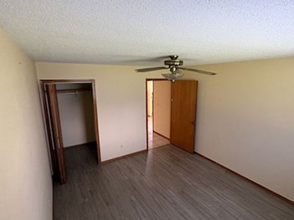 4th image of 504 Iowa St #1