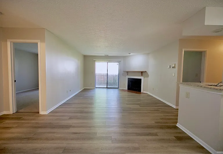 2245 Hedgerow Rd #B — Photo 11