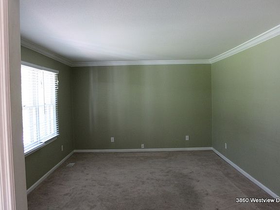 3rd image of 3860 Westview Dr NE