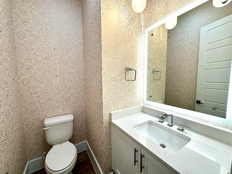 6108 Preserve Dr — Photo 27