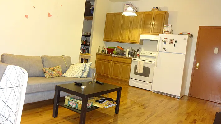 Rented by Grand & Co. | media 44