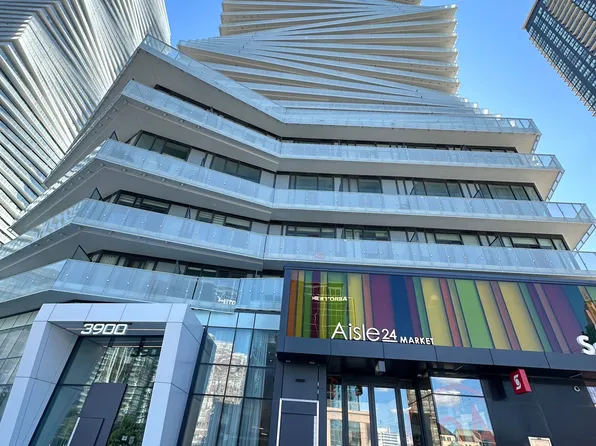 3900 Confederation Pkwy, Mississauga, ON