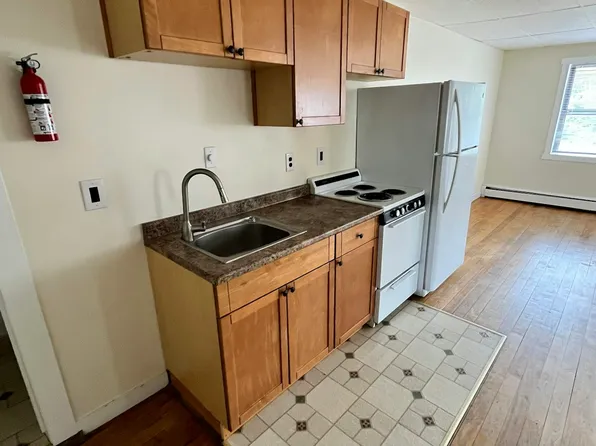 48 Main St, Ashland, NH