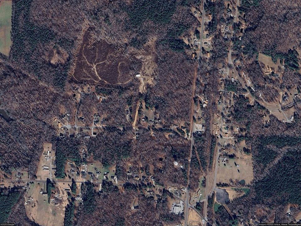 1st image of 218 Lester Dr