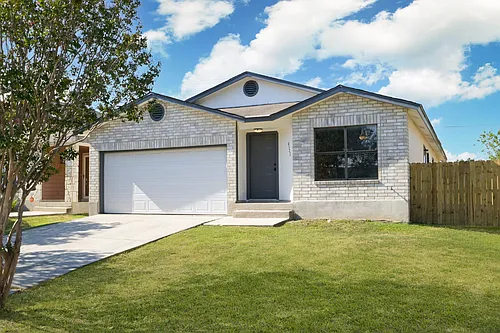 4522 Sherwood Way Photo 1