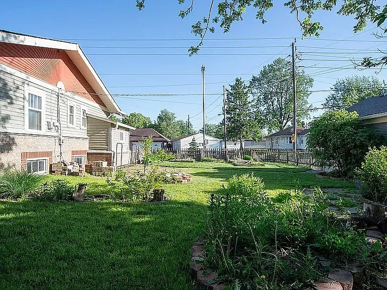 4132 Bowman Ave — Photo 7