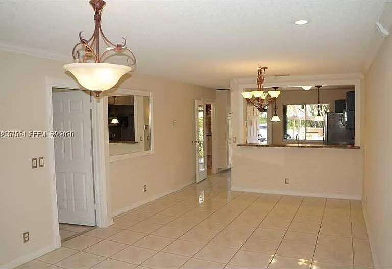 459 Lakeview Dr #2 — Photo 4