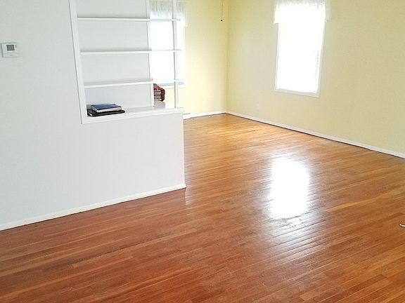 Living Room / Dining Room