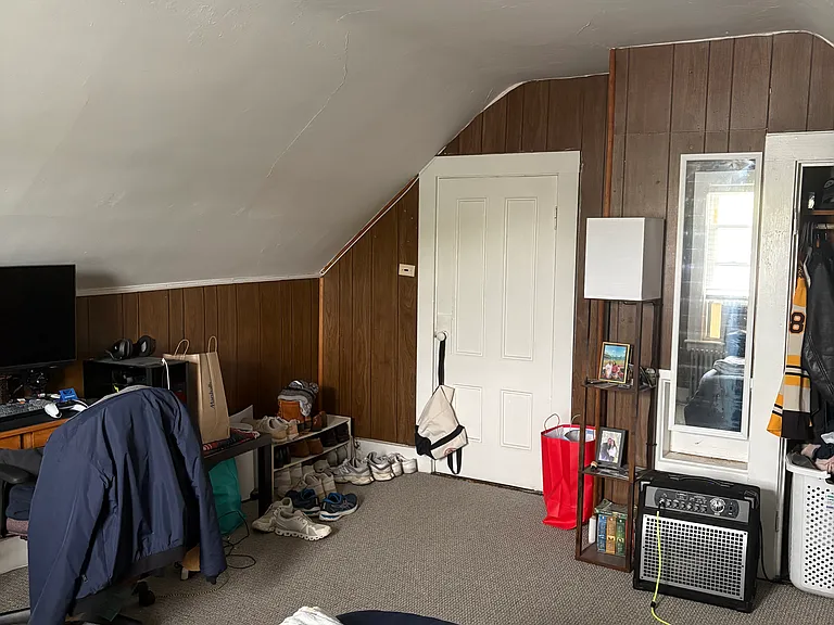 33 Snow St — Photo 3