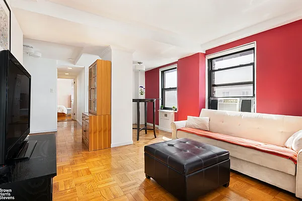 Rented by Brown Harris Stevens | media 13