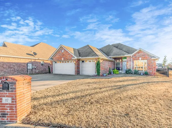 17 Amandine Ct, Maumelle, AR 72113