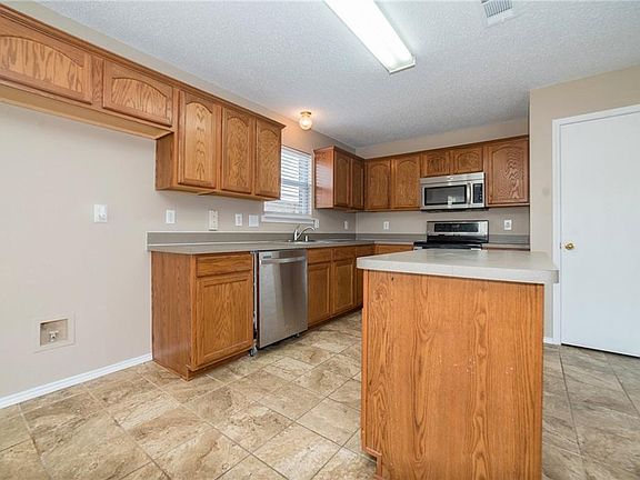 3rd image of 2845 Island Wren Dr