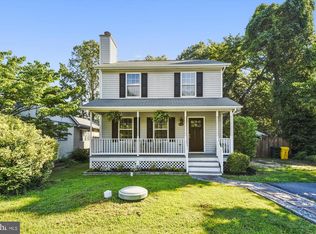 3745 Beach Dr, Edgewater, MD